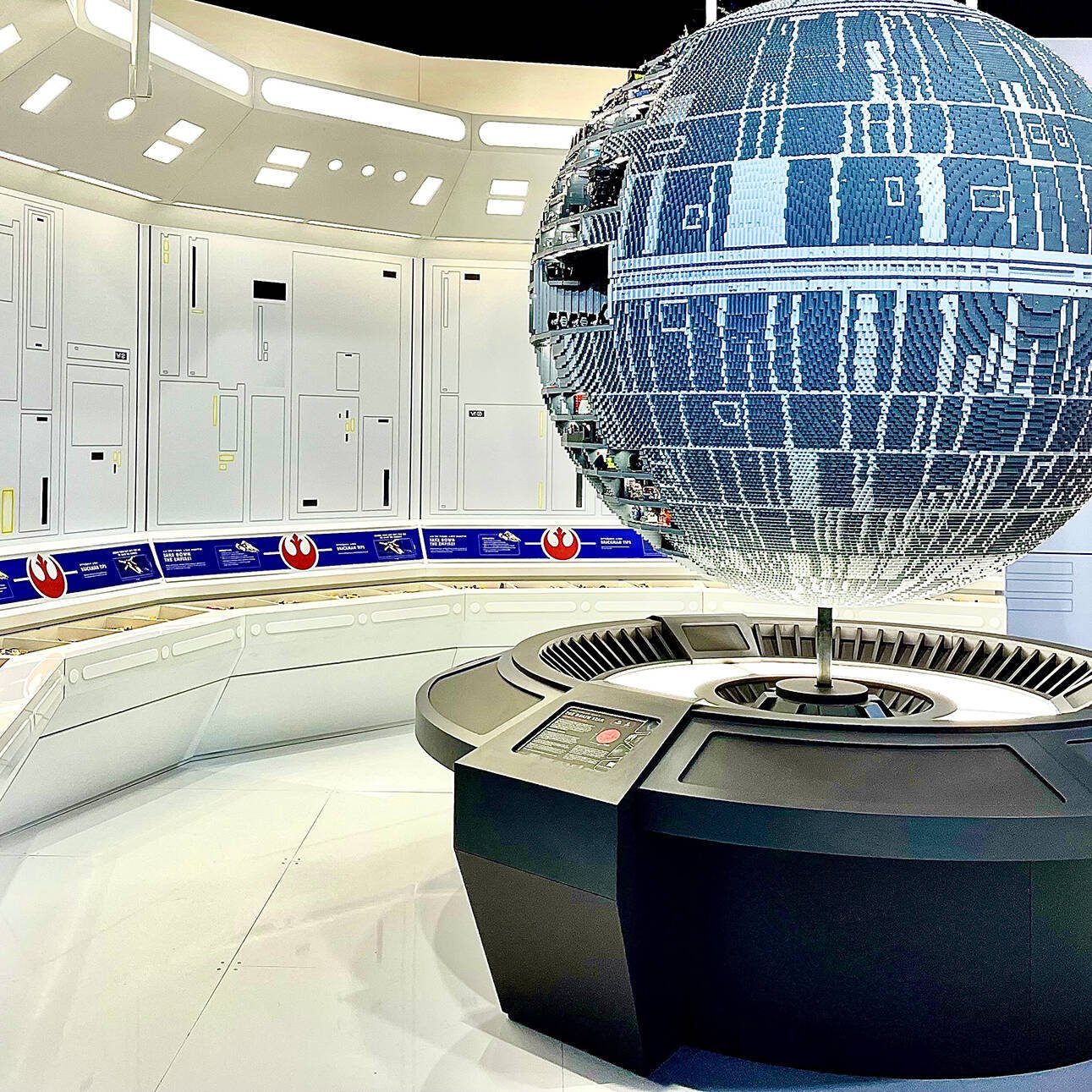 LEGO&reg; Star Wars the Exhibition