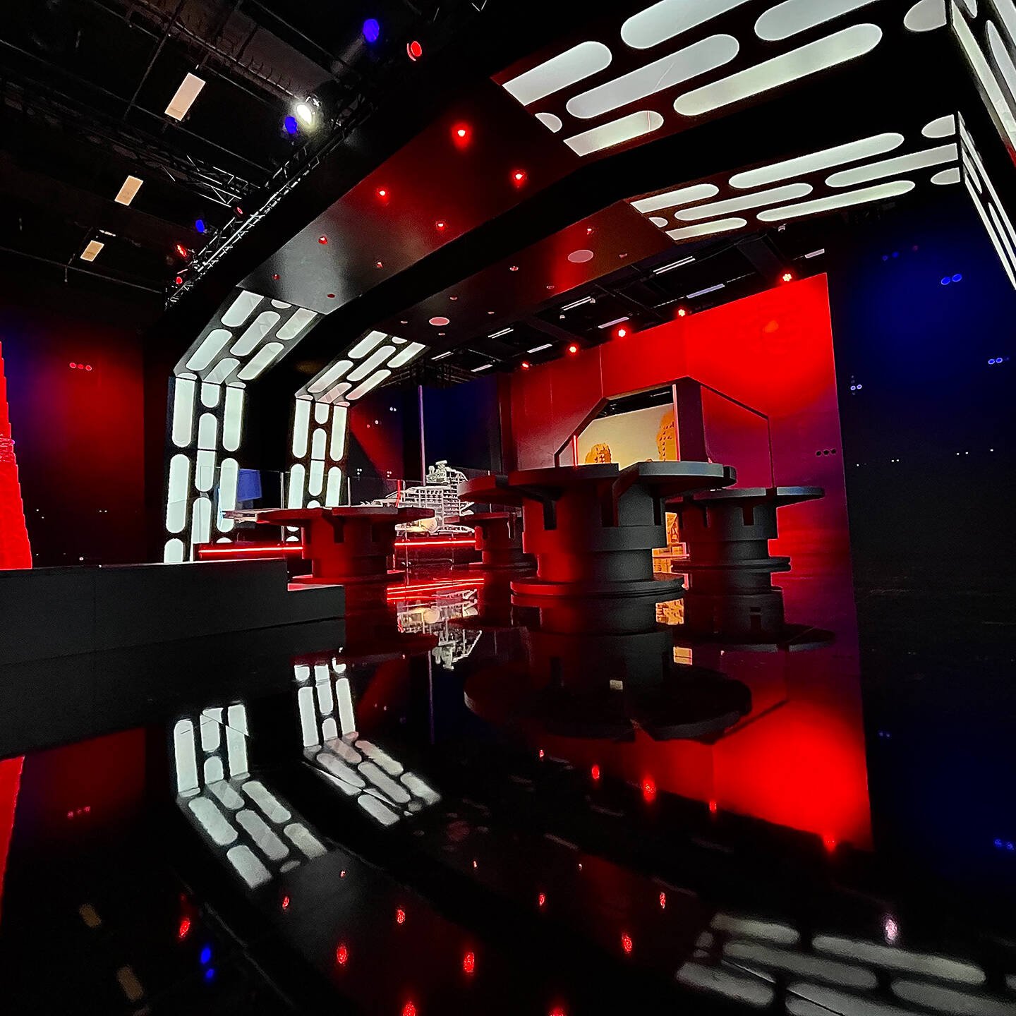 LEGO&reg; Star Wars the Exhibition